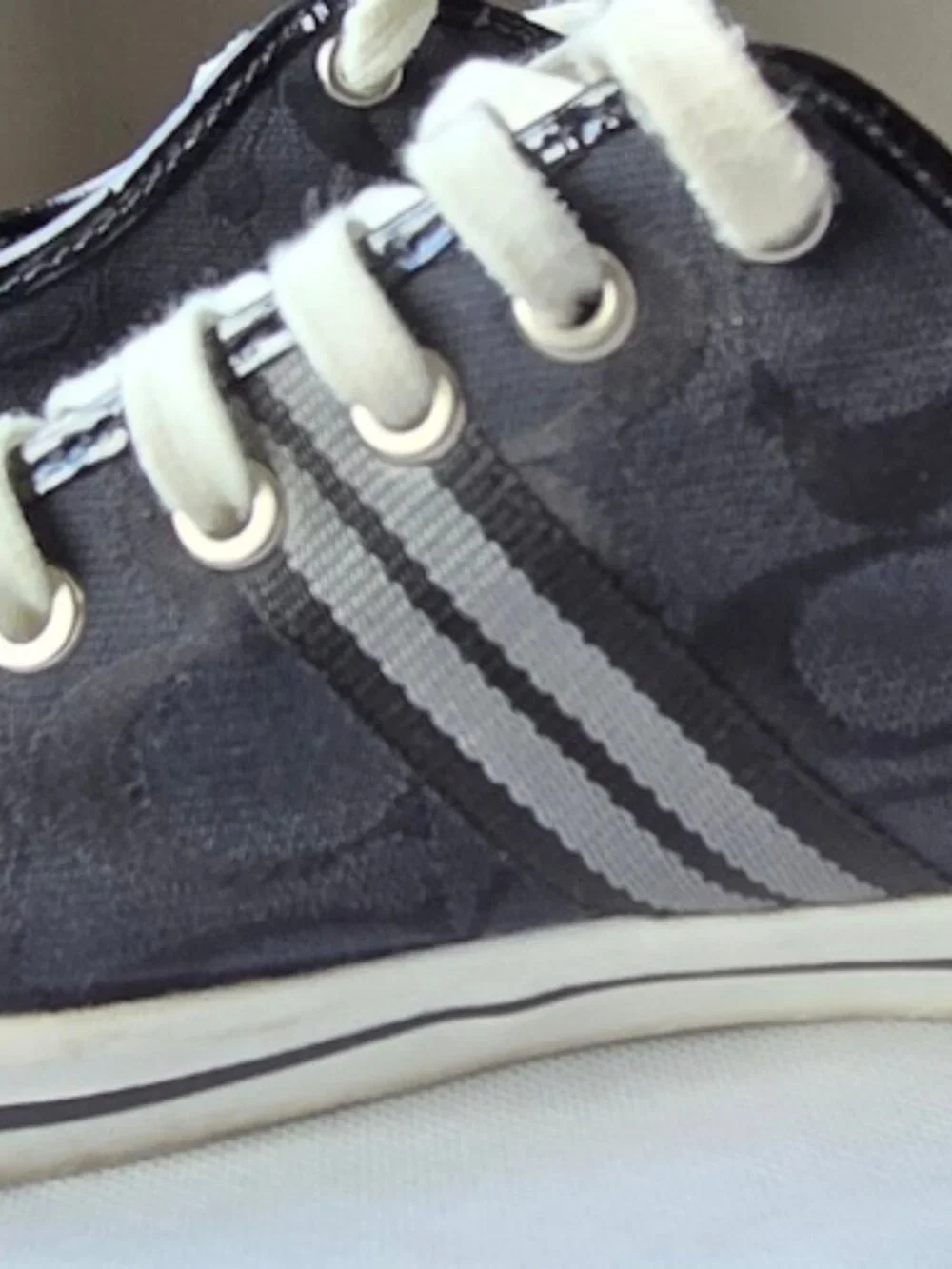 Coach Signature Canvas Patent Leather Sneakers Black White Women's 9.5